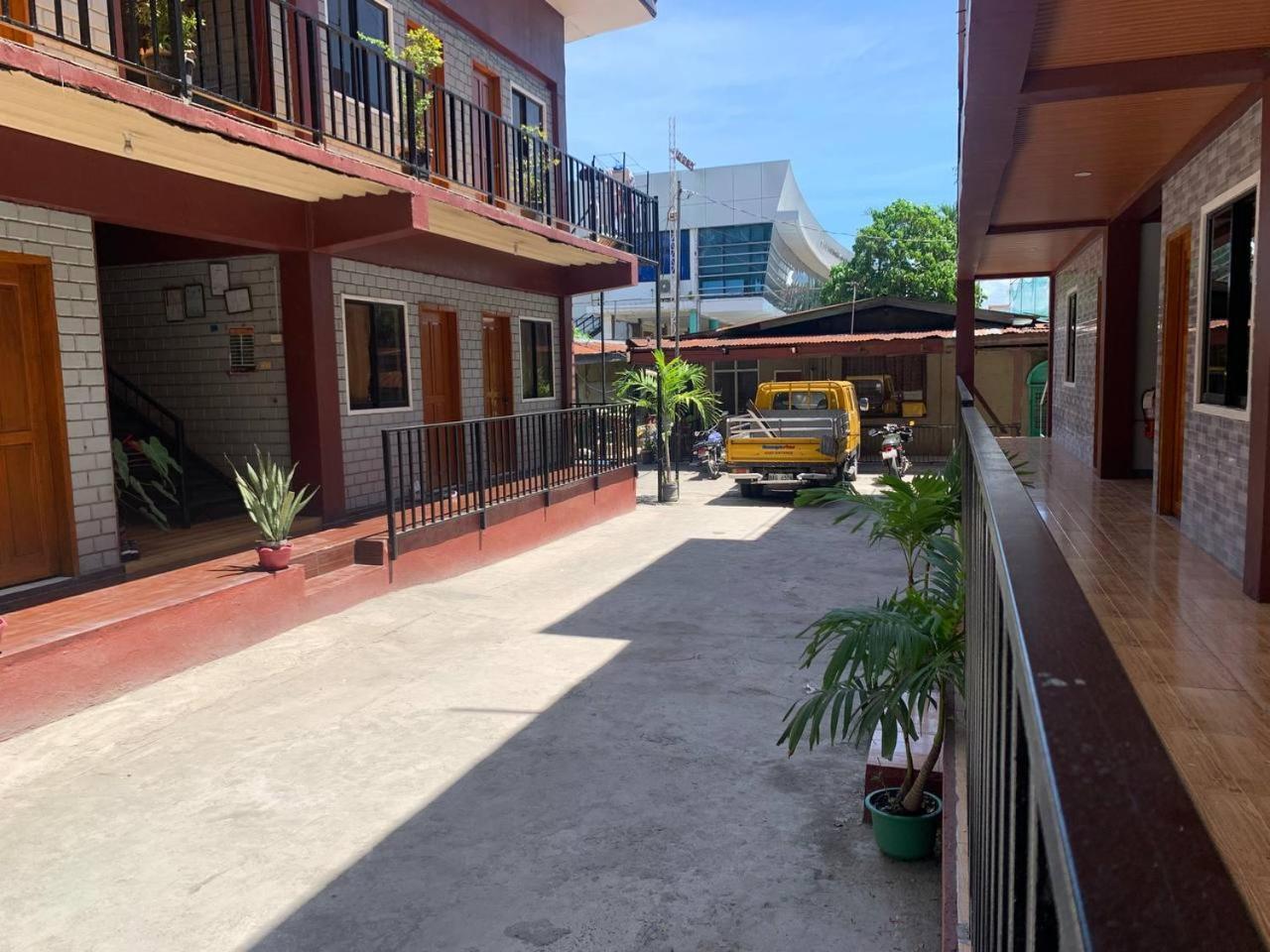 Llaguno City Inn General Santos City ภายนอก รูปภาพ