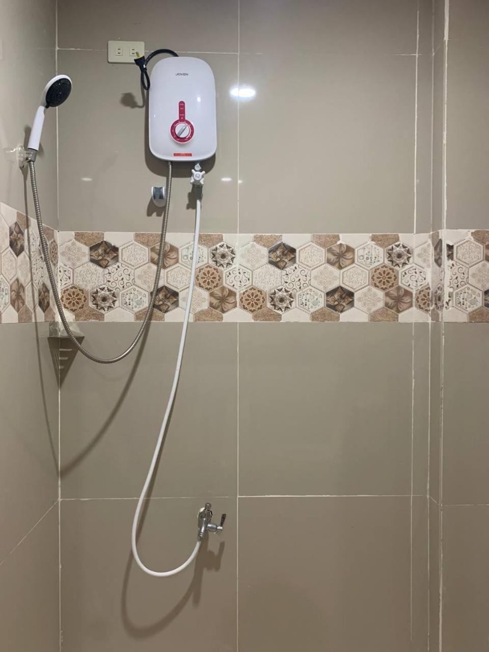 Llaguno City Inn General Santos City ภายนอก รูปภาพ